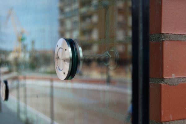 Aluminium and glass railing