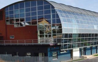 De presor y carpeta muros cortina Alsaplas